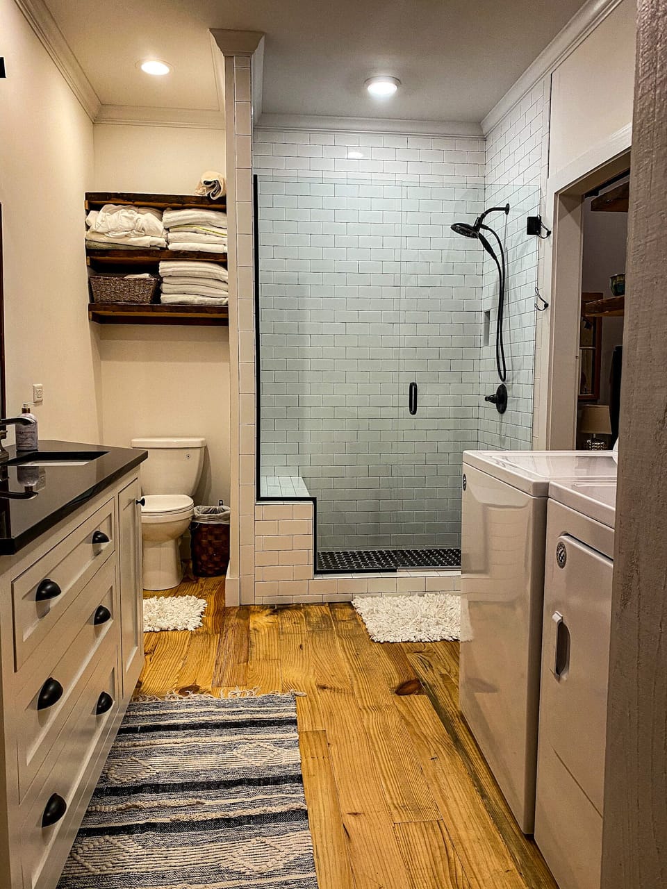 Bathroom and Washer/Dryer