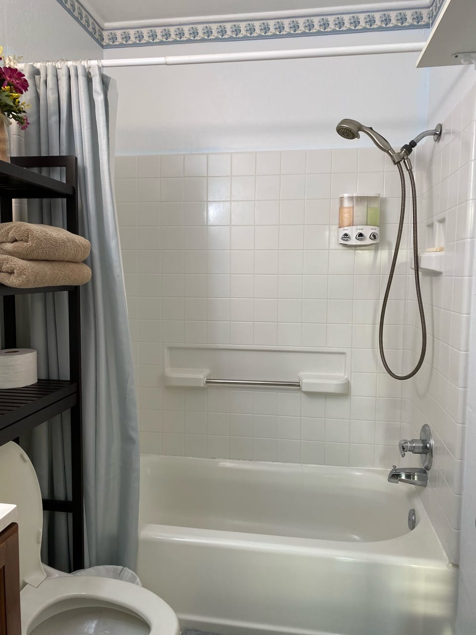 Bathtub with Shower Head