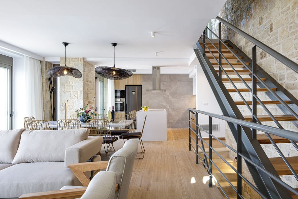 Relax in the warmth of earthy tones, creating a cozy and inviting atmosphere.