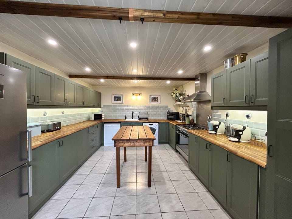 Spacious fully equipped kitchen with everything you need and more!
