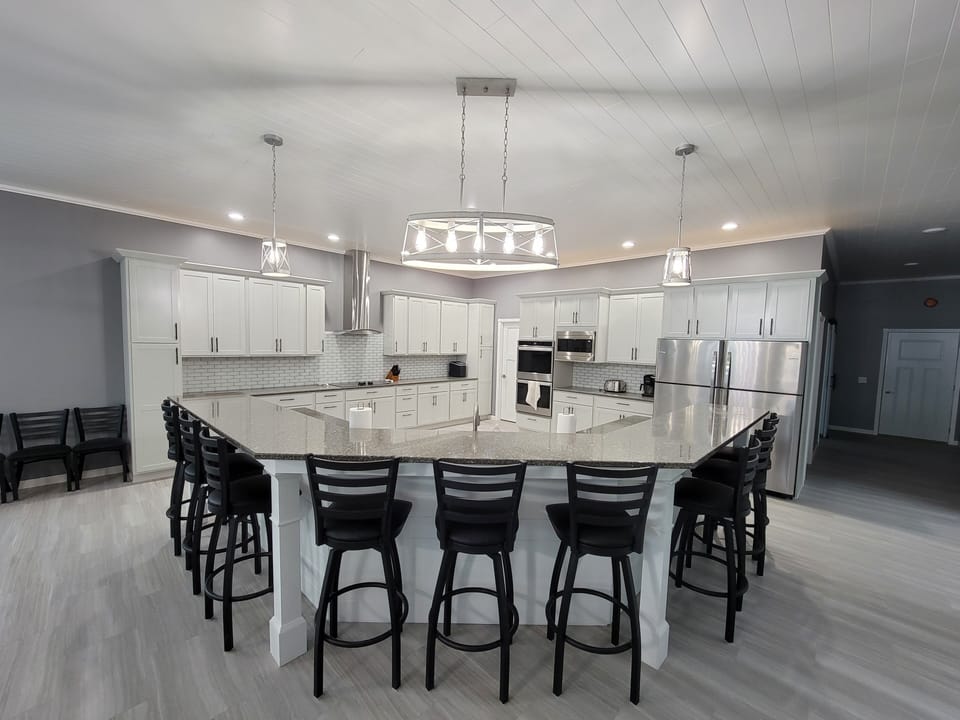 20' Island Seating for 9