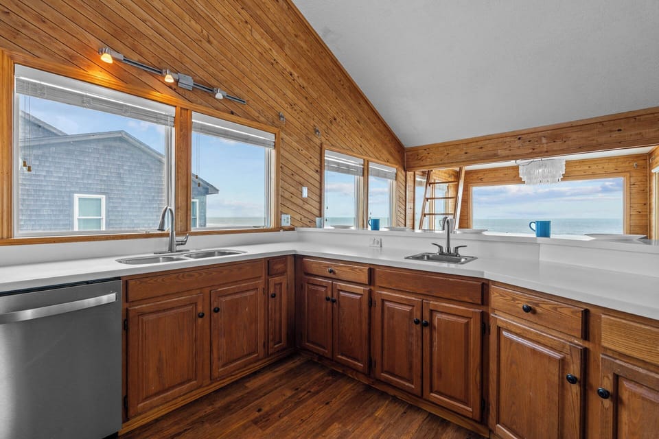 Surf or Sound Realty - 964 - Seas The Day - Kitchen-3