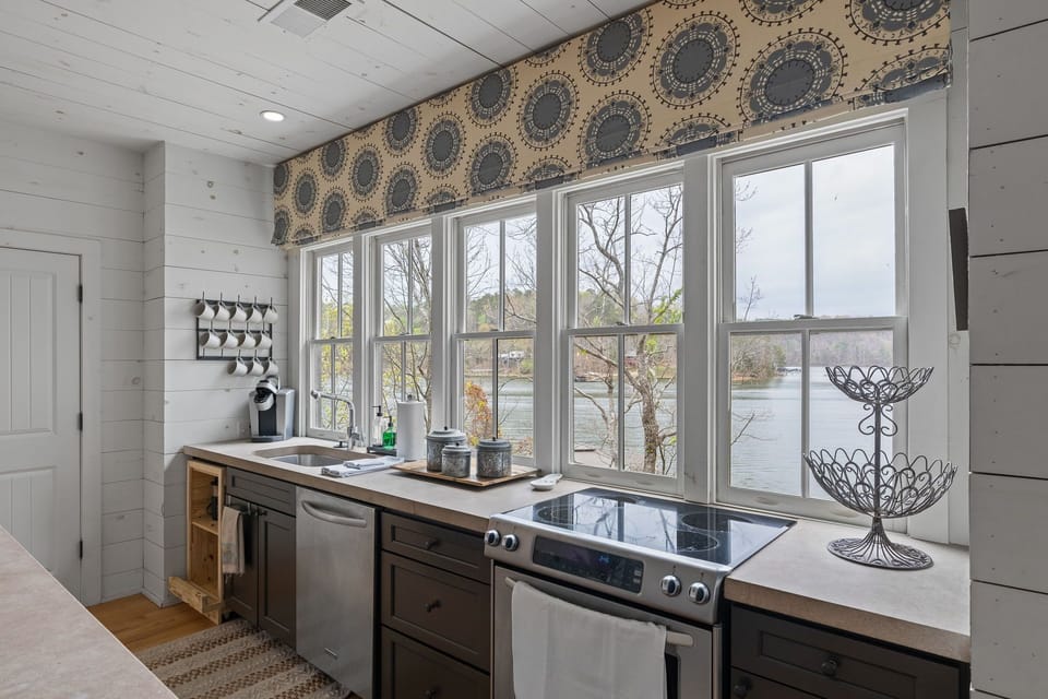 Views from almost every room, even the kitchen!!