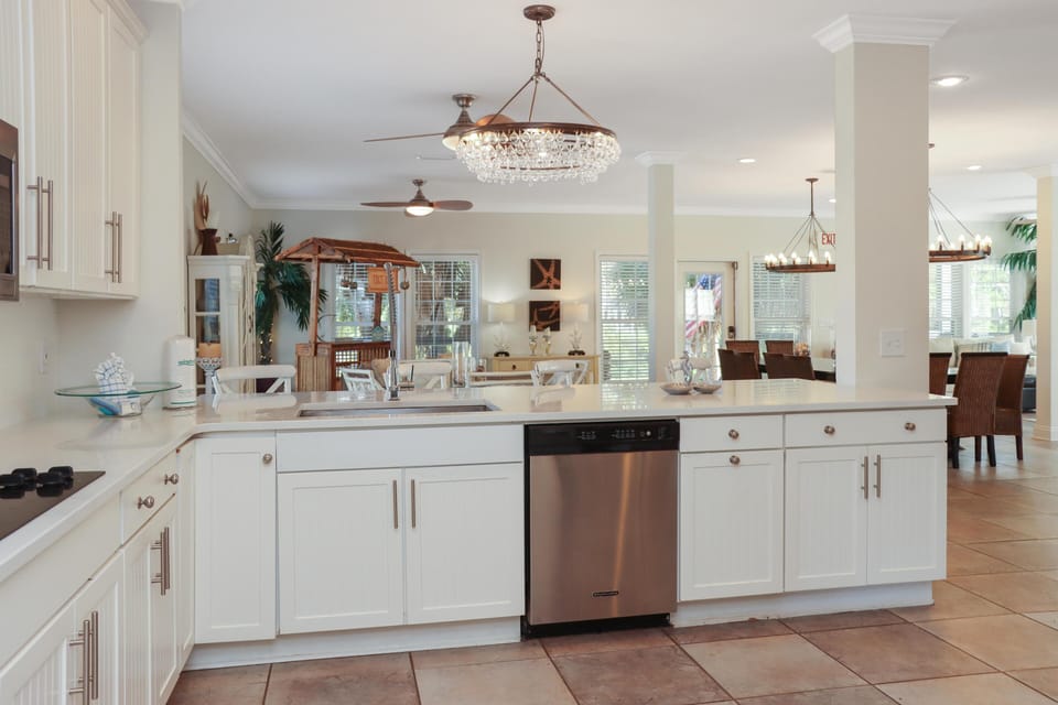 House, Multiple Beds (Big Chill) | Private kitchen