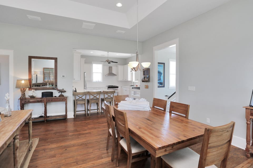House, Multiple Beds (Brise Del Mar) | Dining