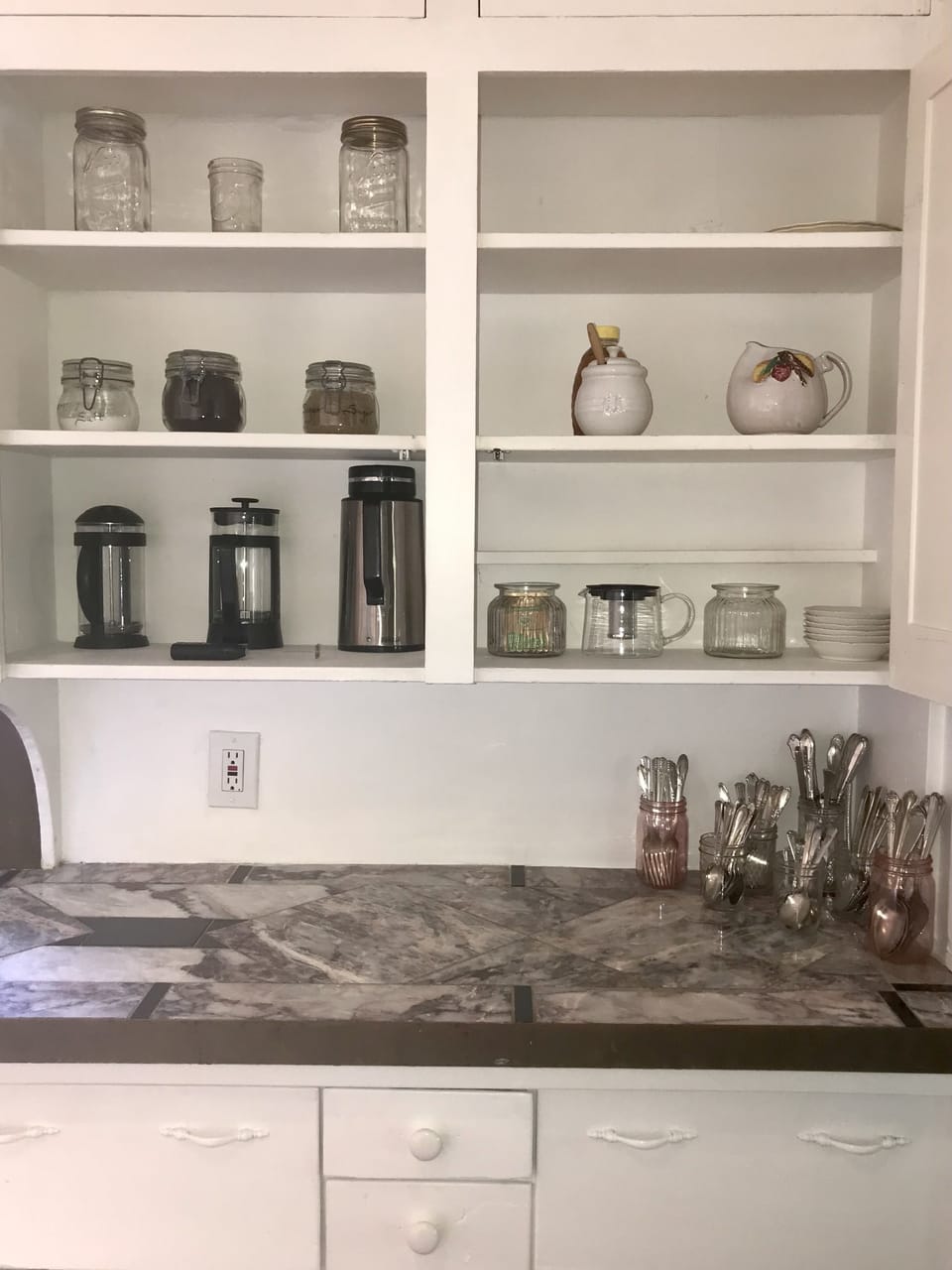 Honey, tea, coffee (espresso and French Press), pots/pans, etc. provided