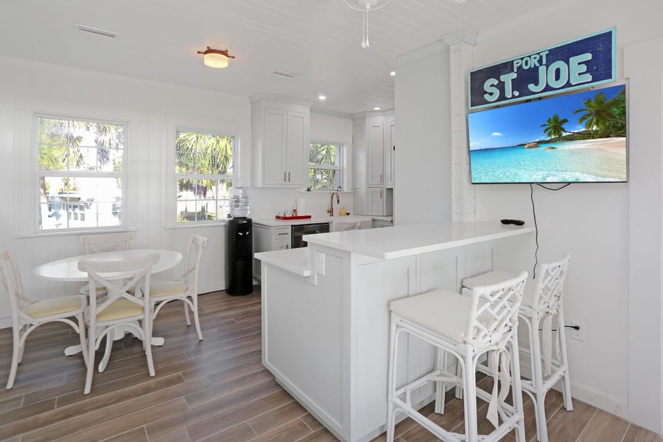 House, Multiple Beds (Carolines Cottage) | Private kitchen