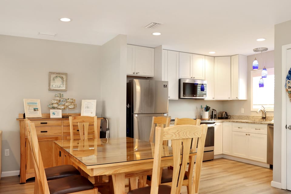 House, Multiple Beds (Oleander Place) | Private kitchen