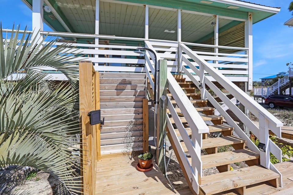 House, Multiple Beds (Pelican Bend) | Property grounds