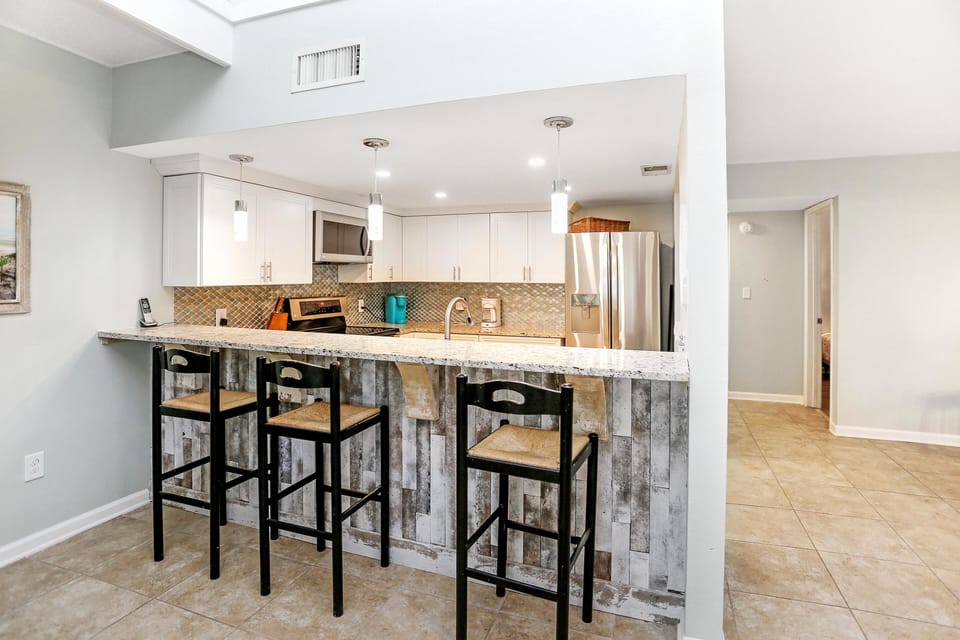 House, Multiple Beds (Sharkeys) | Private kitchen