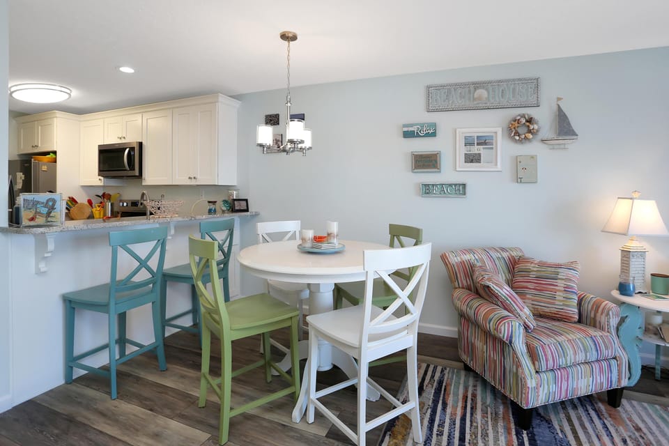 House, Multiple Beds (Sandcastle C) | Dining