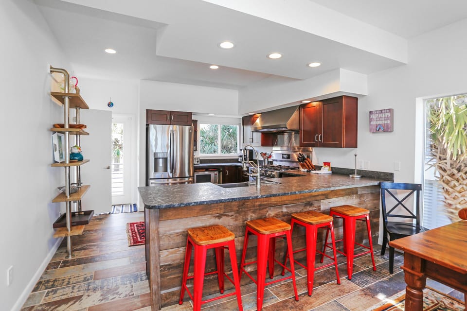 House, Multiple Beds (The House on the Blue Shore of Silenc) | Private kitchen
