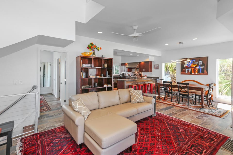 House, Multiple Beds (The House on the Blue Shore of Silenc) | Living area