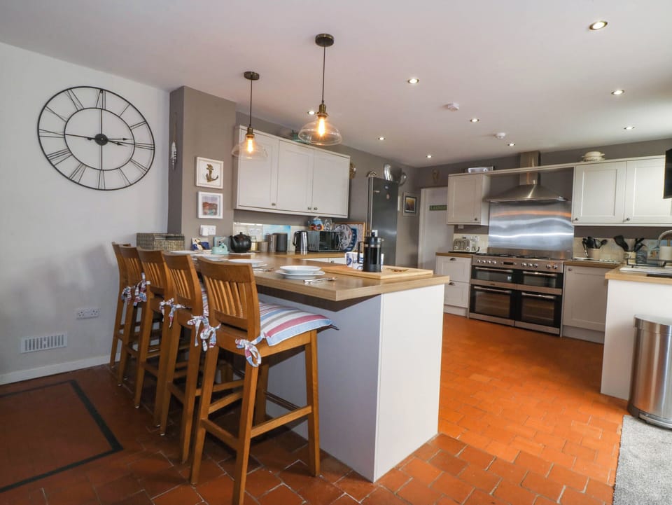 Cottage | Interior