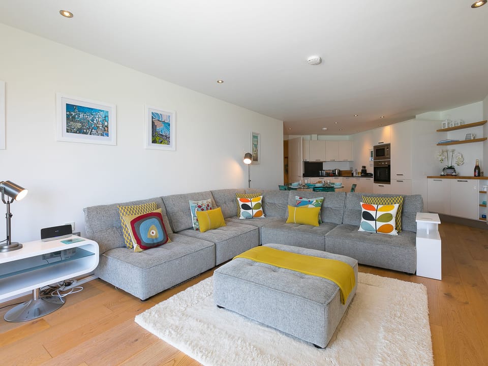 Cottage | Interior