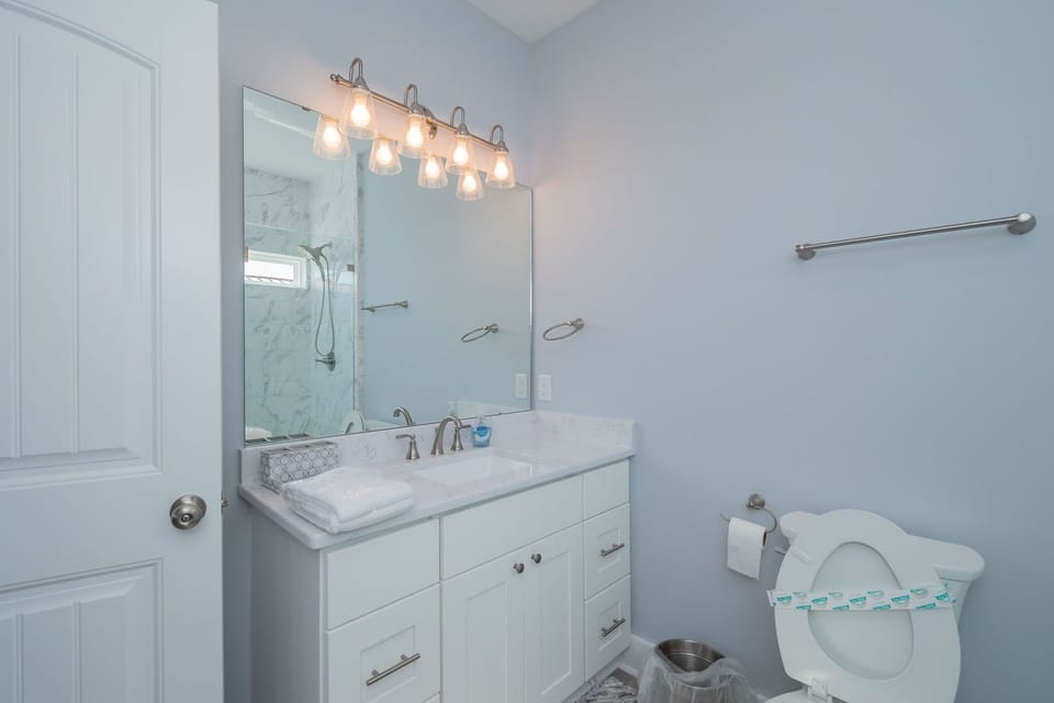 Master Bath #1 - 2nd Level West
