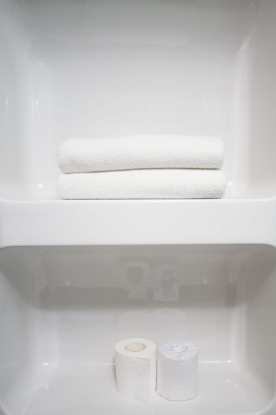 Deluxe Room | 1 bedroom, Select Comfort beds, desk, blackout drapes