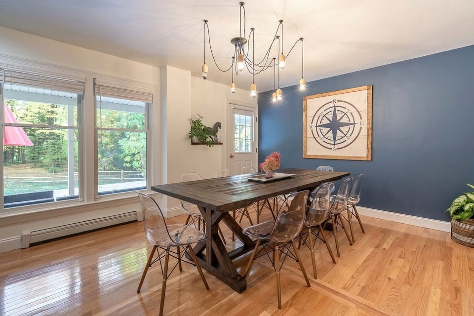 Specious Dining table, can fit 12. 