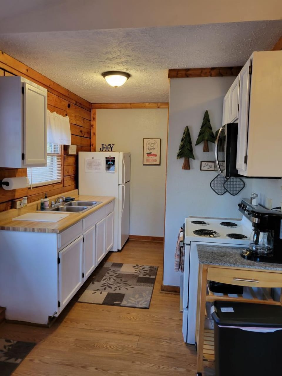 Fully stocked kitchen