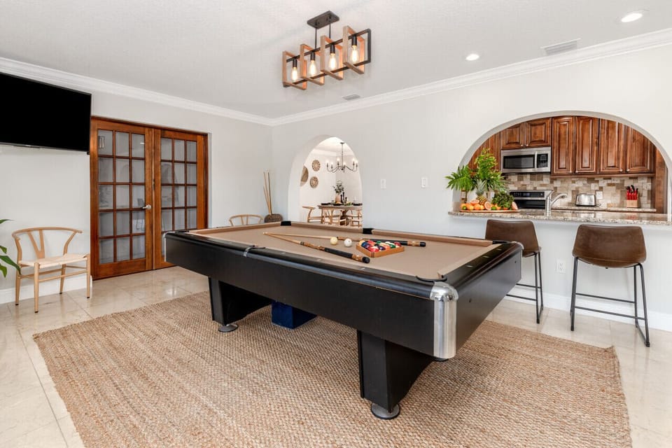 Billiard room