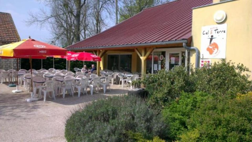 Hôtel le Grand Terre Hotel in Île-de-France