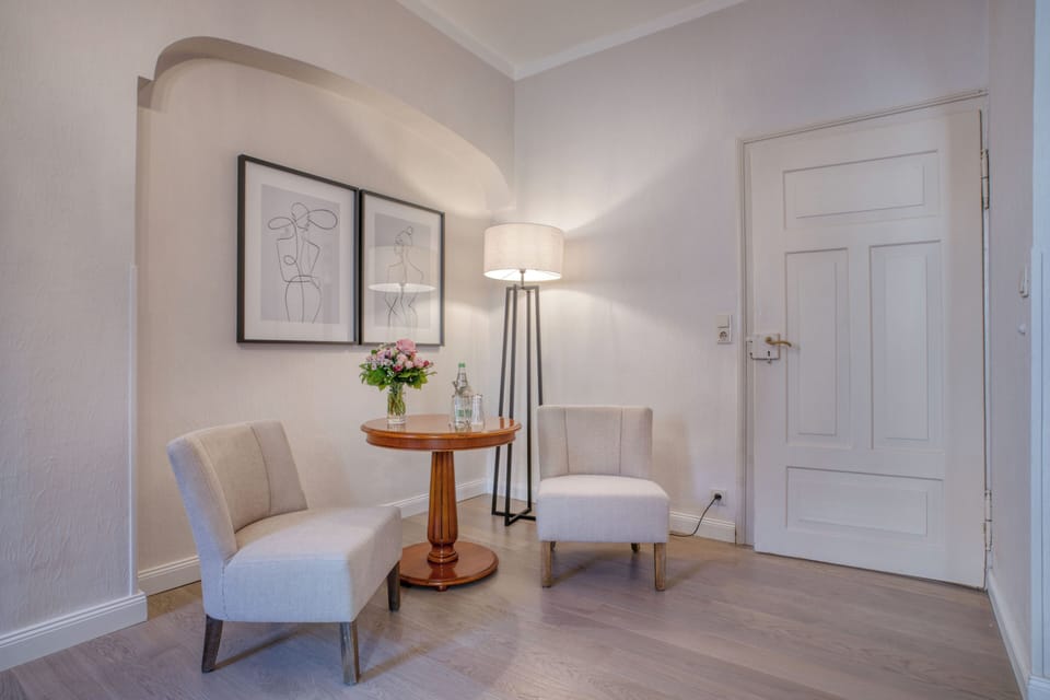 Classic Double Room, Annex Building | Hypo-allergenic bedding, down comforters, individually decorated