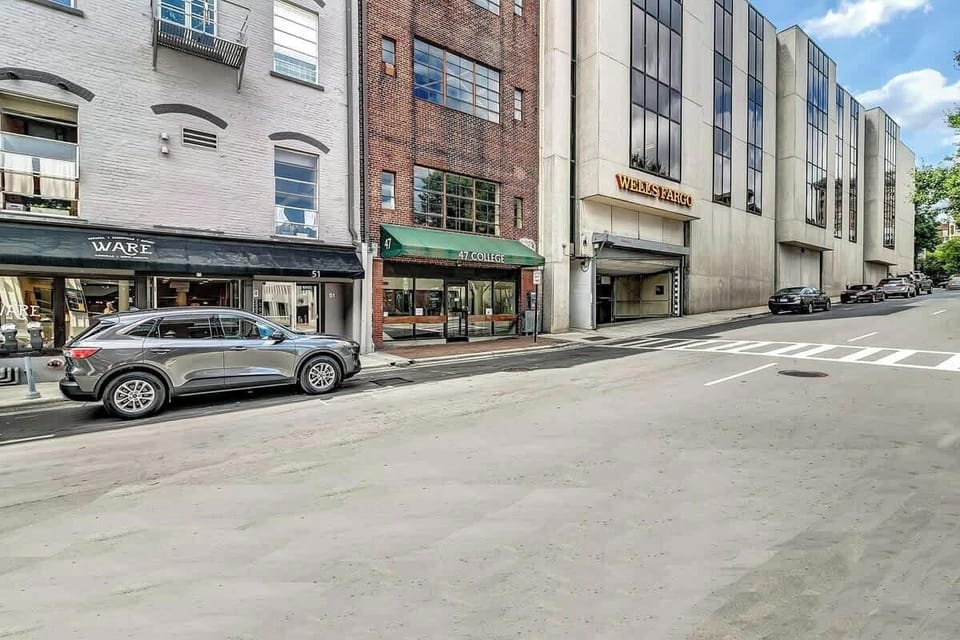 Located steps from first-rate dining and shopping