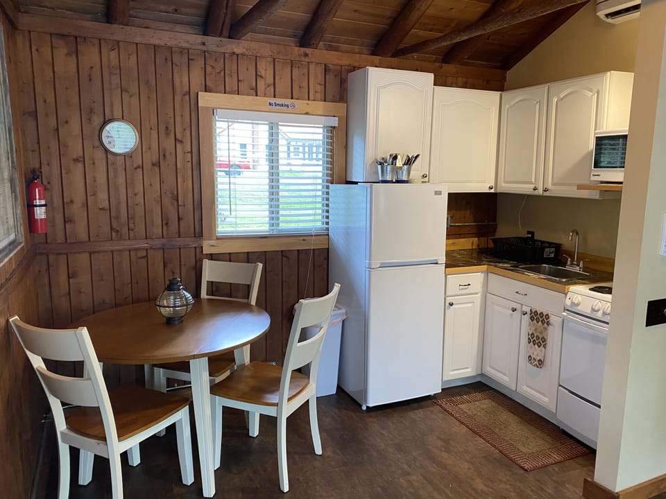 Kitchen and Ding Area