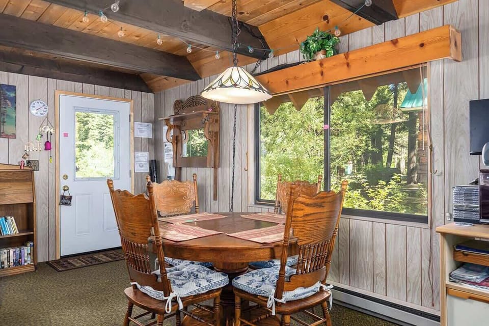 Dining Area Showing the Front Entry