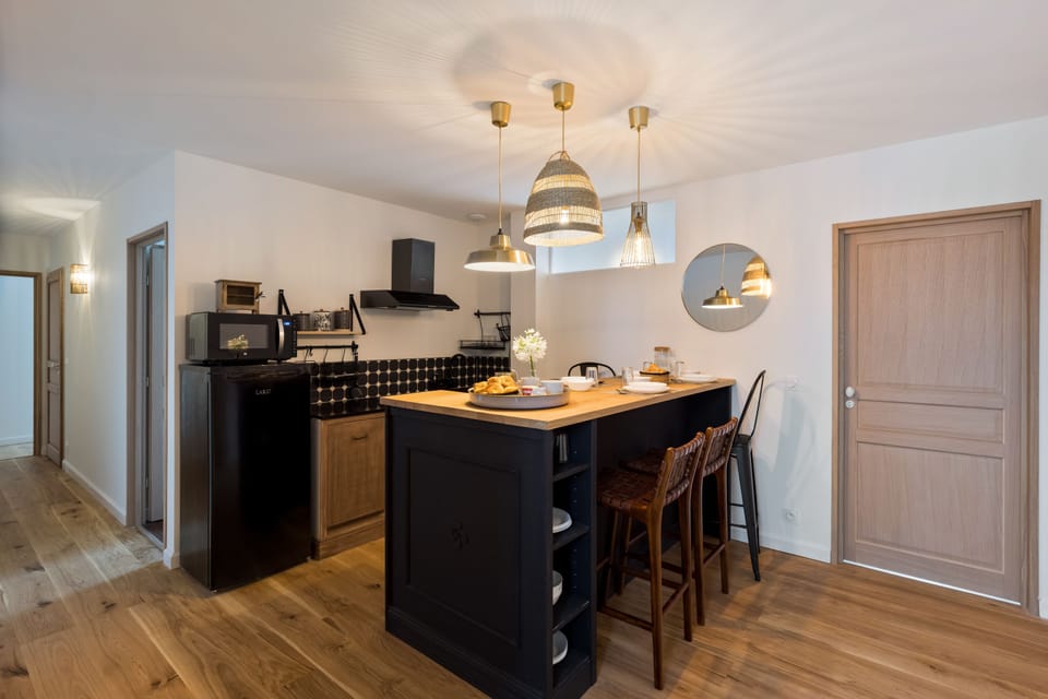 Apartment, Ensuite (Classé 3 étoiles) | Private kitchen | Highchair