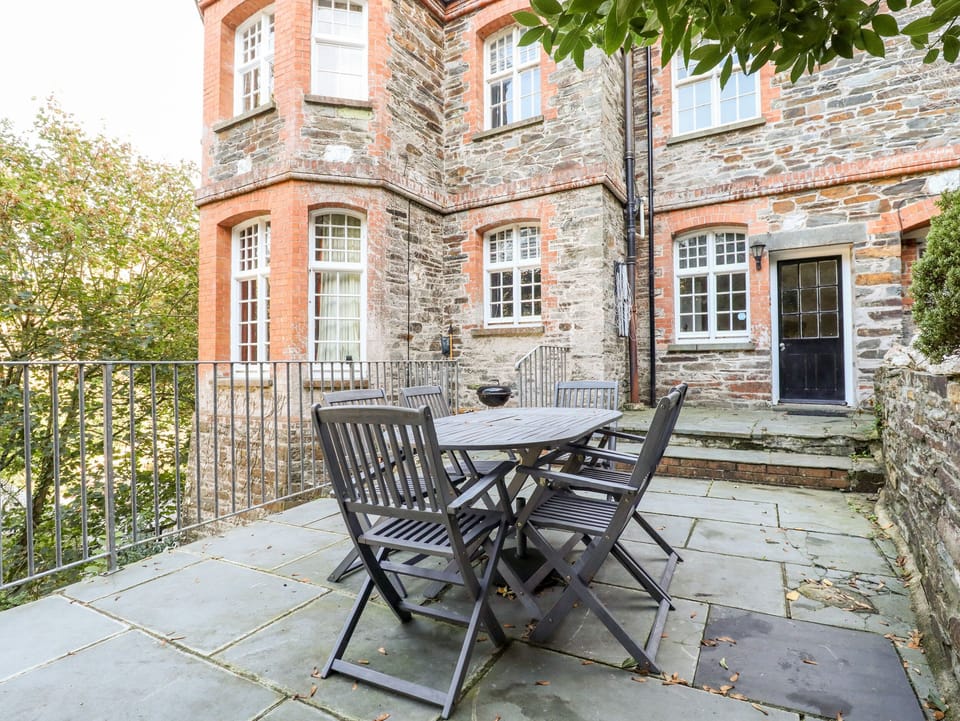 Cottage | Balcony