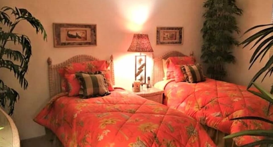 Guest bedroom #3 with twin beds and access to full bath