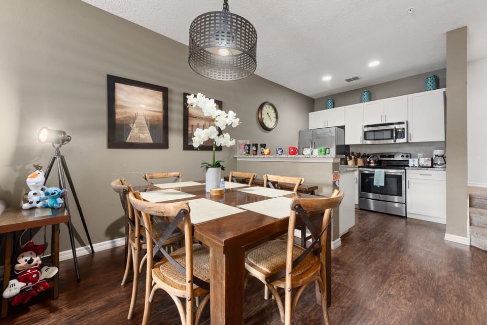 Dining area: Gather, feast, enjoy good times.