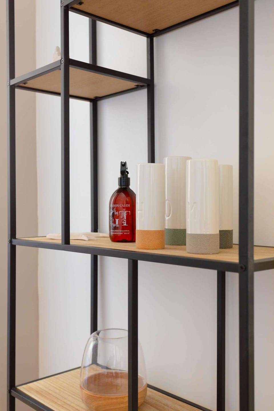 Bathroom amenities