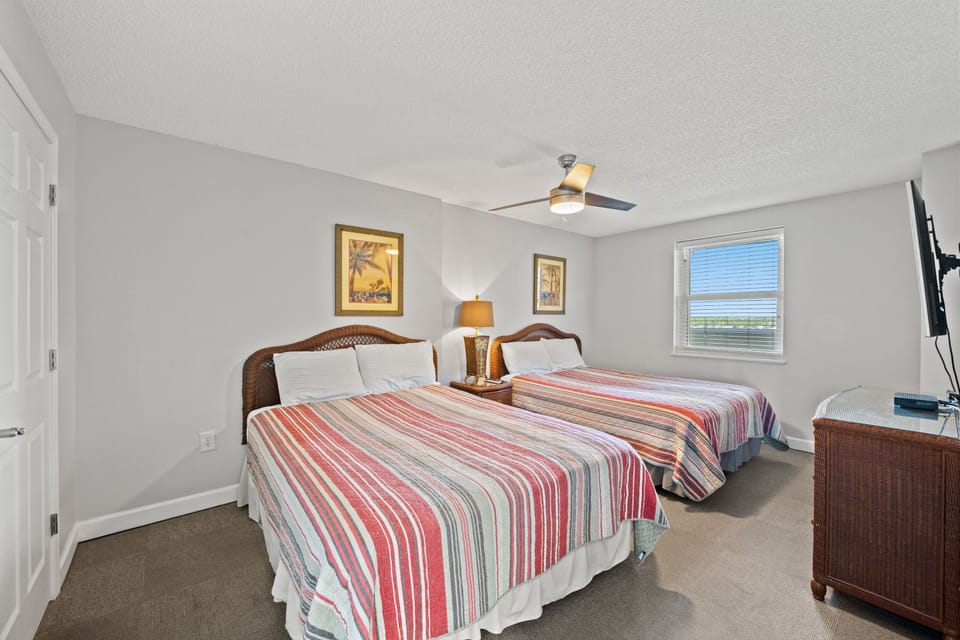 Invite your friends and family to your next beach getaway.