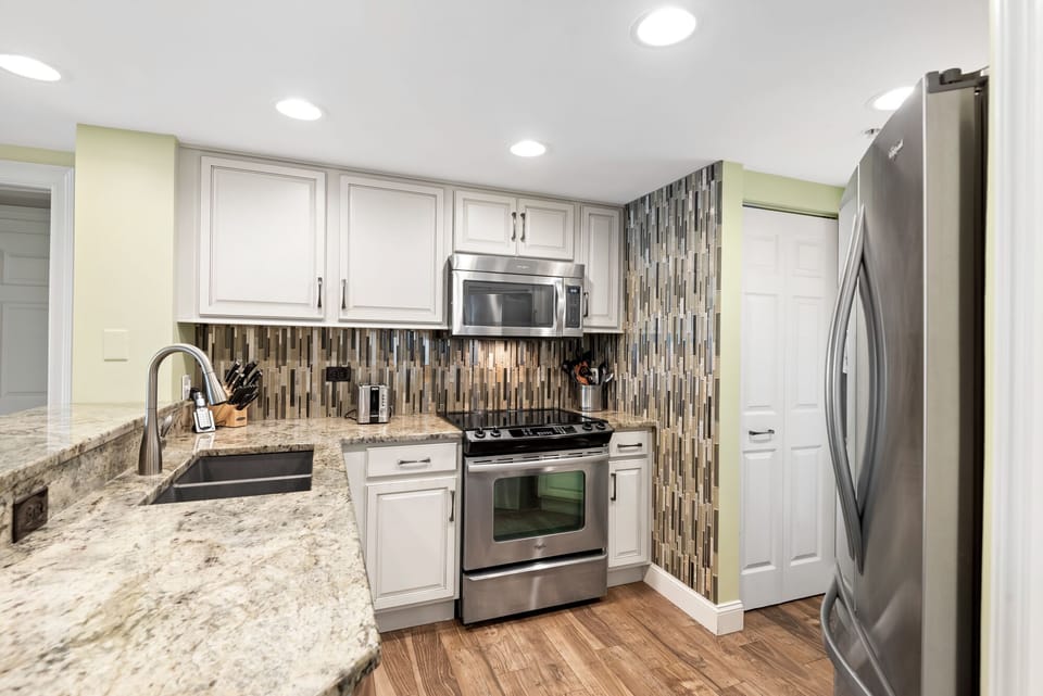 Custom tiled backsplash.
