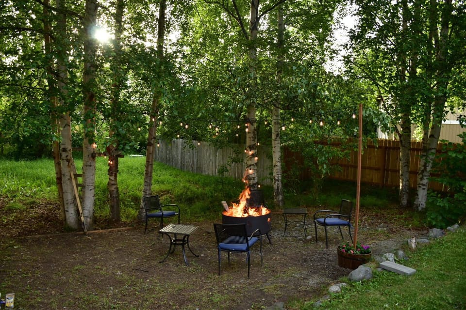 Firepit (Shared space with Unit 2)