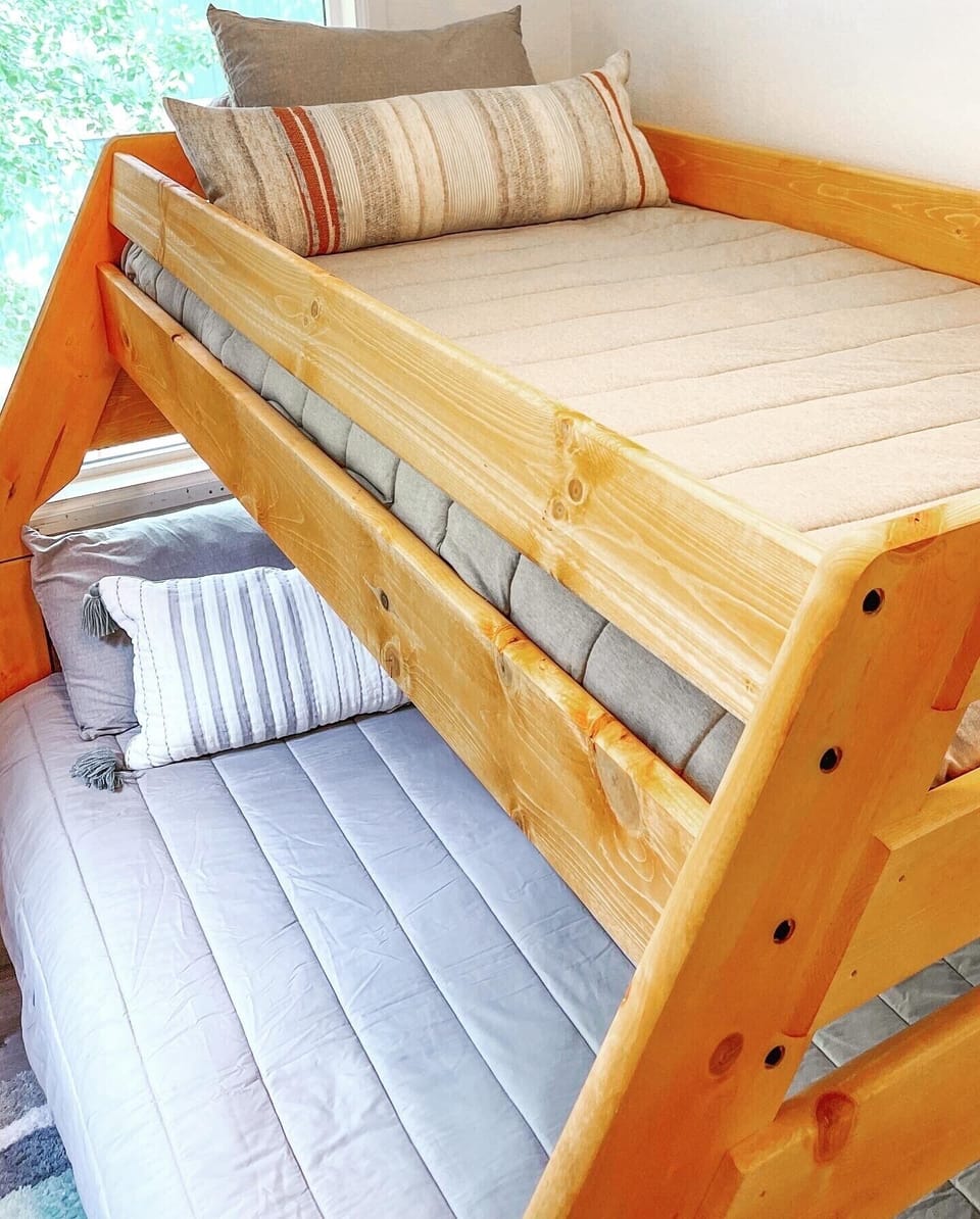 Cozy bunk beds in bedroom 2 
