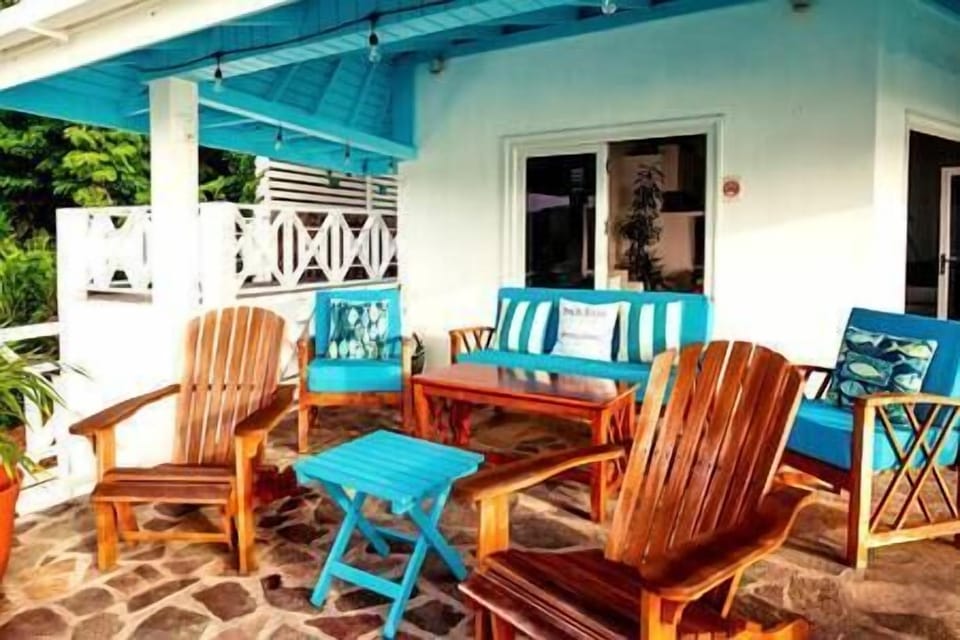 Two Bedroom- wrap around balcony (3)