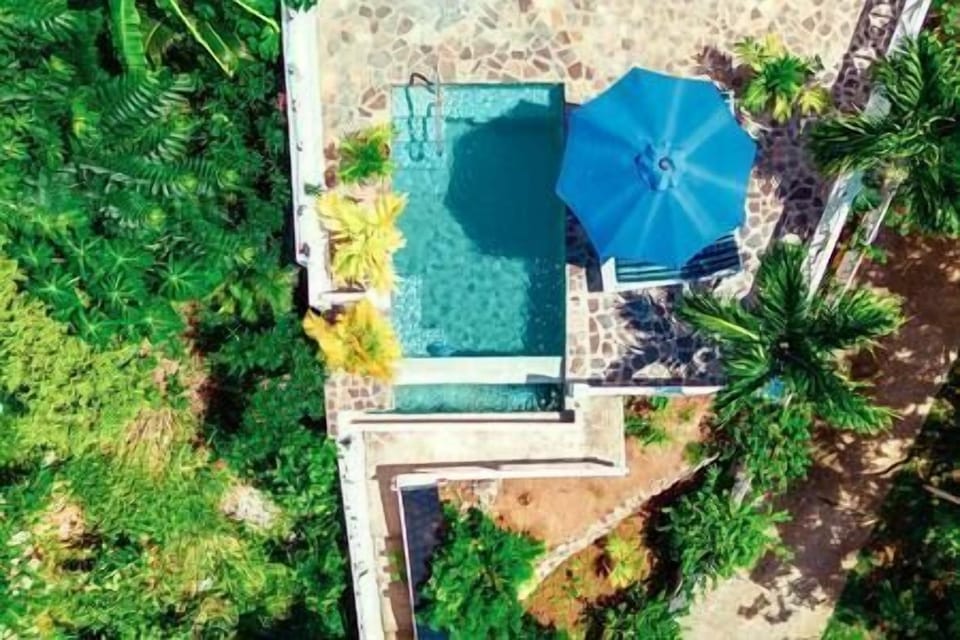 Pool (5)