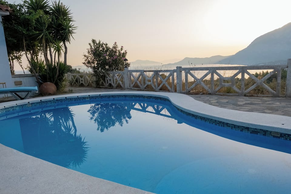 House, 1 Bedroom, Smoking, Private Pool | Pool | Outdoor pool