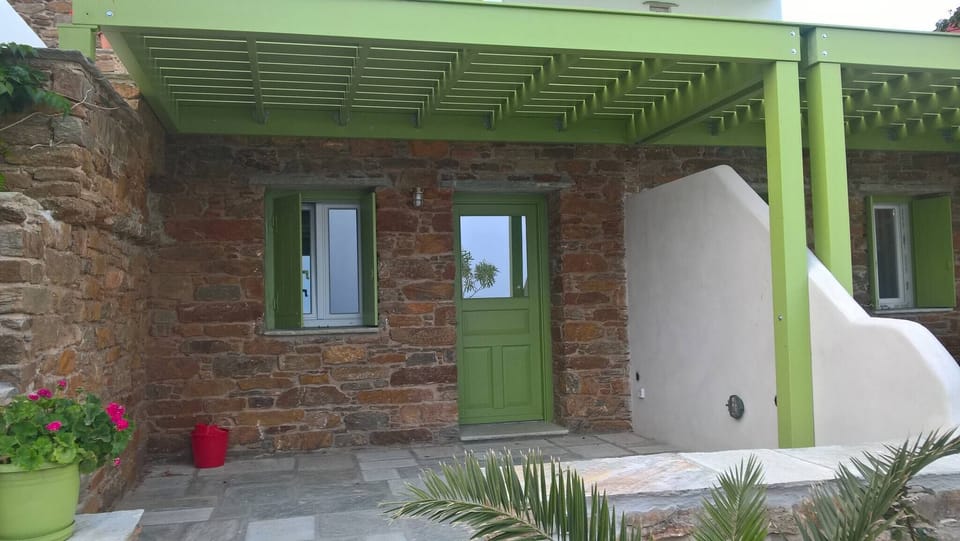 Apartment, 1 Bedroom, Terrace, Garden View | Exterior detail