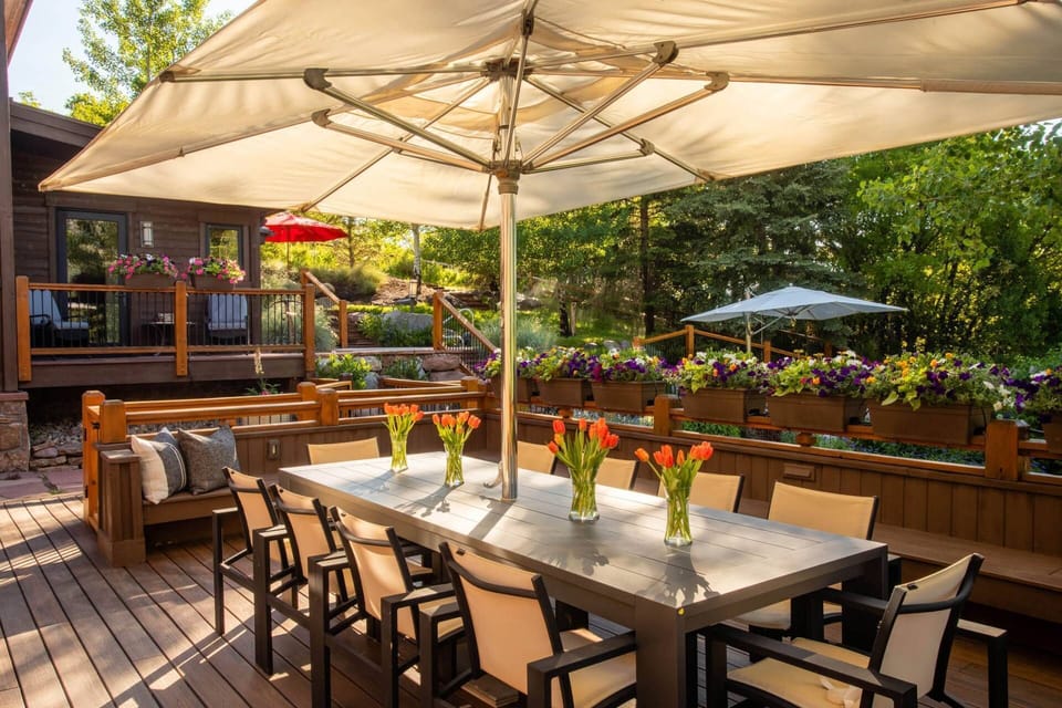 Your group will love dining outside on the spacious deck.