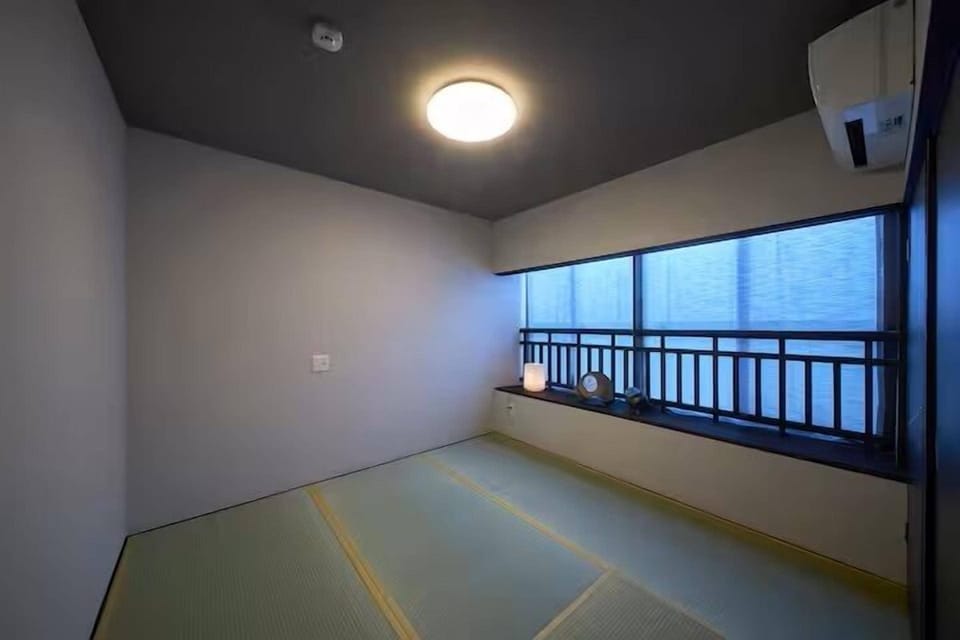 Family Room, Non Smoking | Blackout drapes, WiFi (free), bed sheets