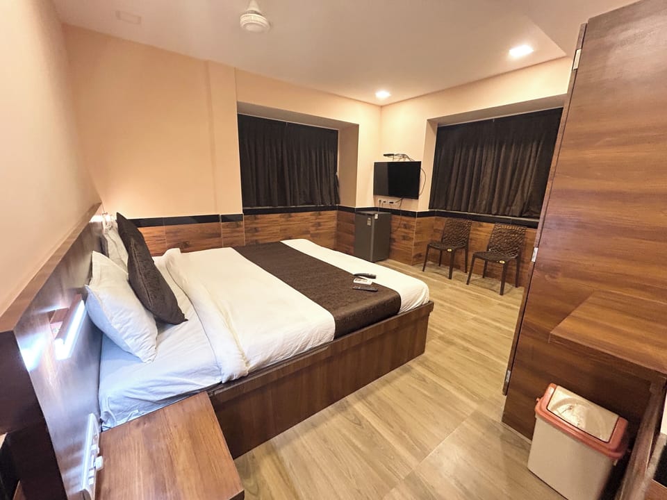 Studio | In-room safe, desk, free WiFi, bed sheets