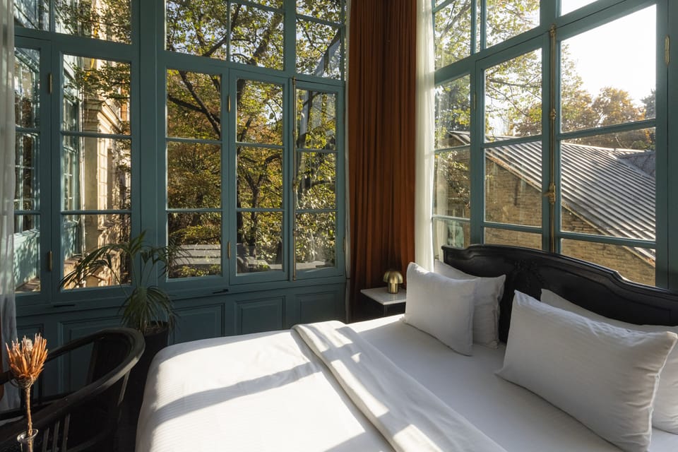 Deluxe Double or Twin Room, Bathtub, City View | Egyptian cotton sheets, premium bedding, down comforters