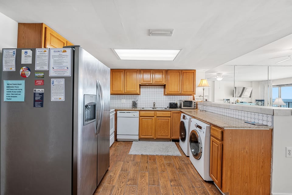 Plenty of counter space to cook together.