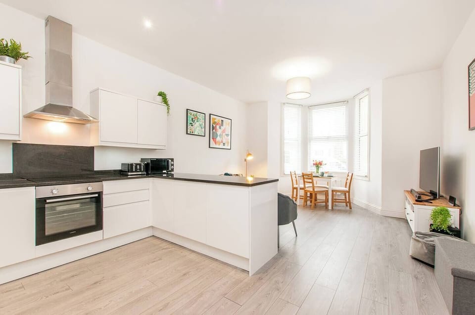 Bright Open Plan Living