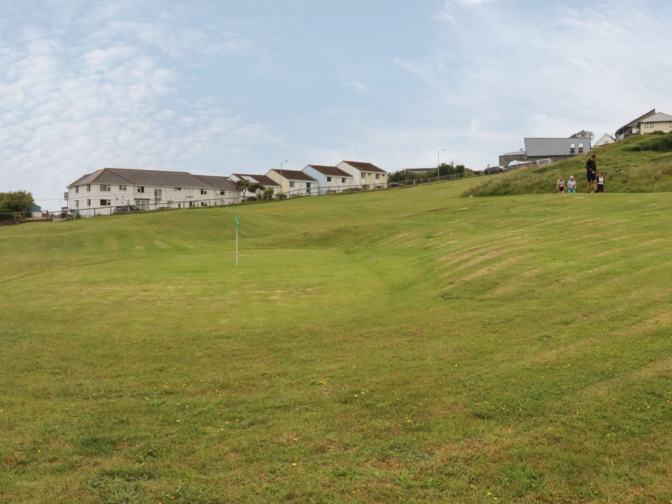 Cottage | Golf