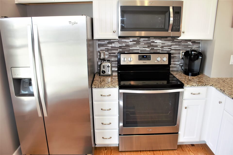 Clean and organized Kitchen 